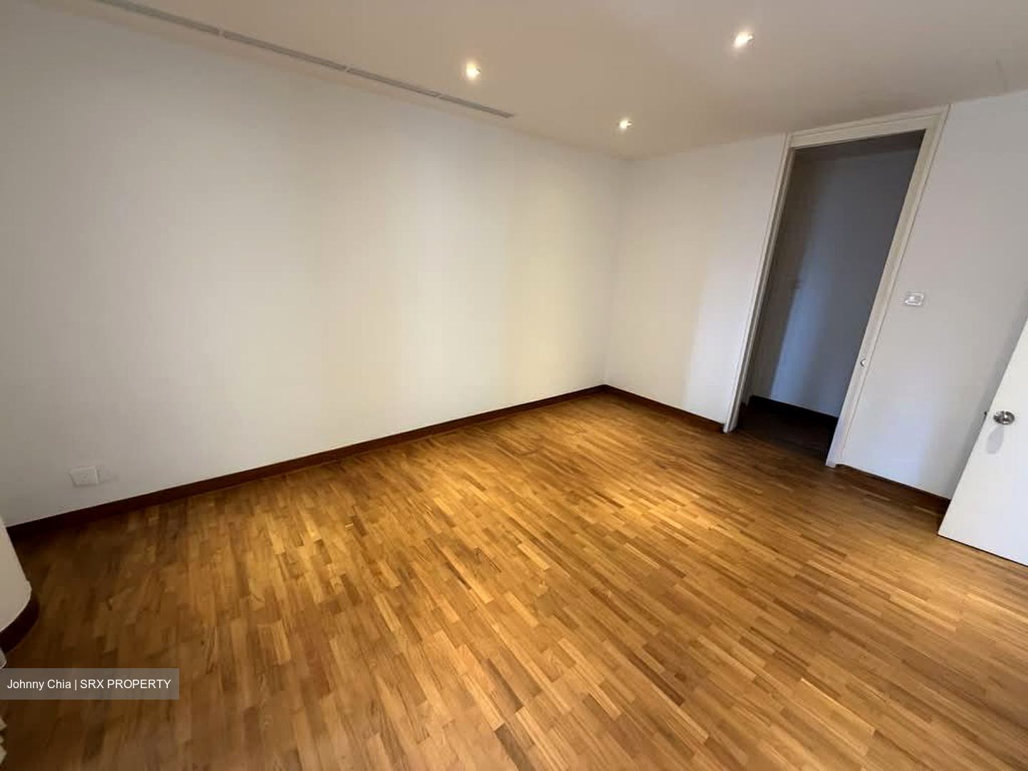 The Colonnade (D10), Condominium #535703231